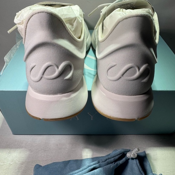 Saysh One White and Blue Sneakers Women’s 8 - Picture 4 of 16